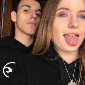 Meet your Posher, Destany